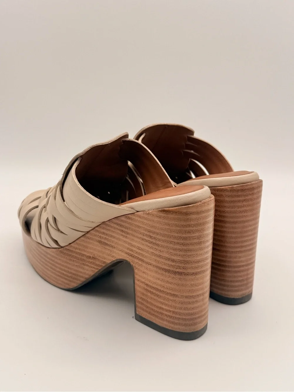 SEYCHELLES Make You Mine Leather Platform Sandals Off White Size 8